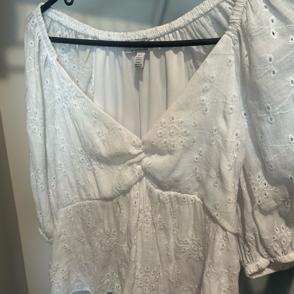 Sofia by Sofia Vergara White Eyelet Blouse